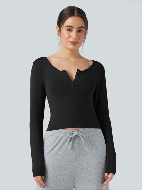 HALARA Tops - EUC HALARA Black Long-Sleeve Henley Crop Top